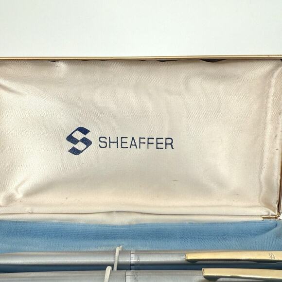 Sheaffer VTG Brushed Chrome Cartridge Fill Fountain Pen / Mechanical Pencil Set - Picture 2 of 13